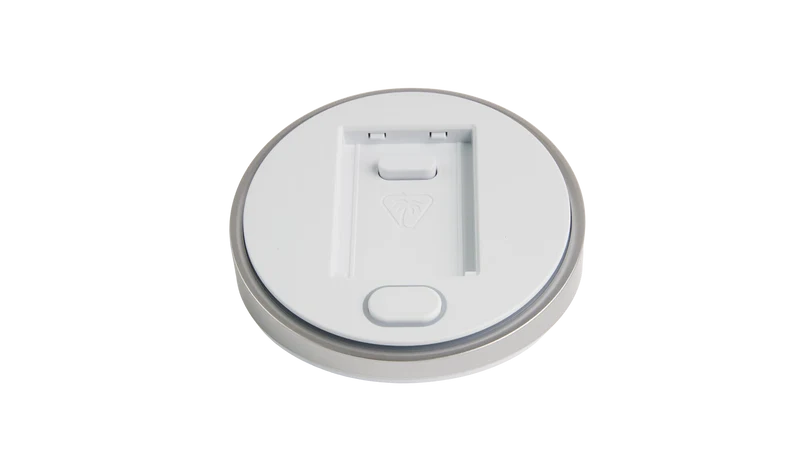 Stealth Pro II XBOX CrossPlay 2.0 Transmitter Charging Dock – White