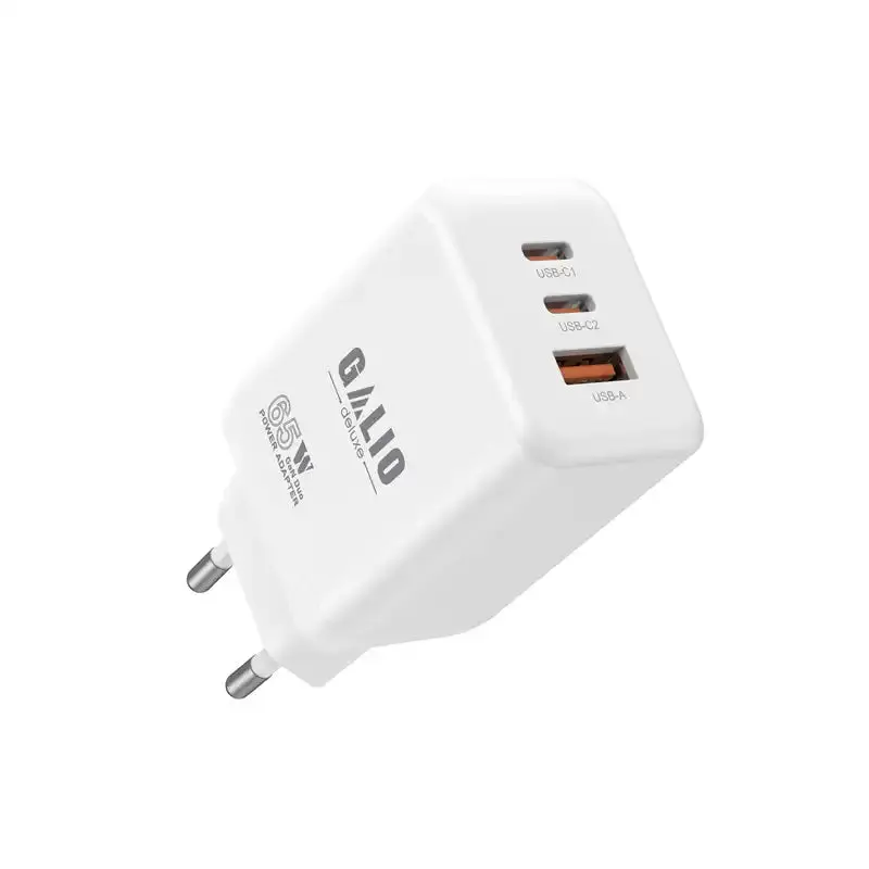 65 Watt 2x USB-C + USB-A Travel Adapter Von Galio